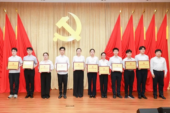图片9.jpg 图片9.jpg